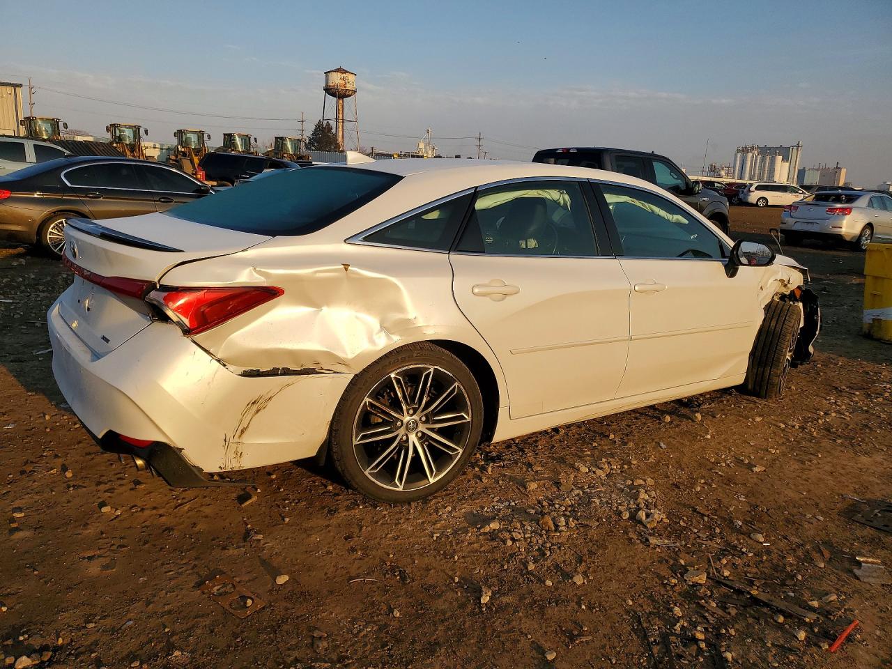 Toyota Avalon Xse