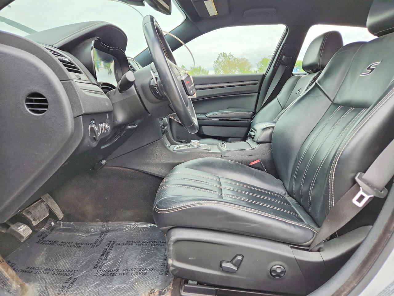 Chrysler 300 S