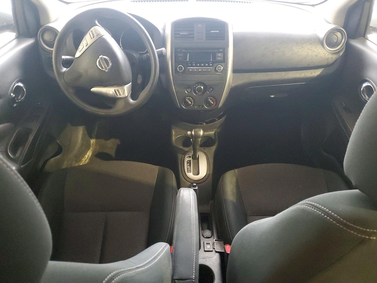 Nissan Versa 1.6 Sv