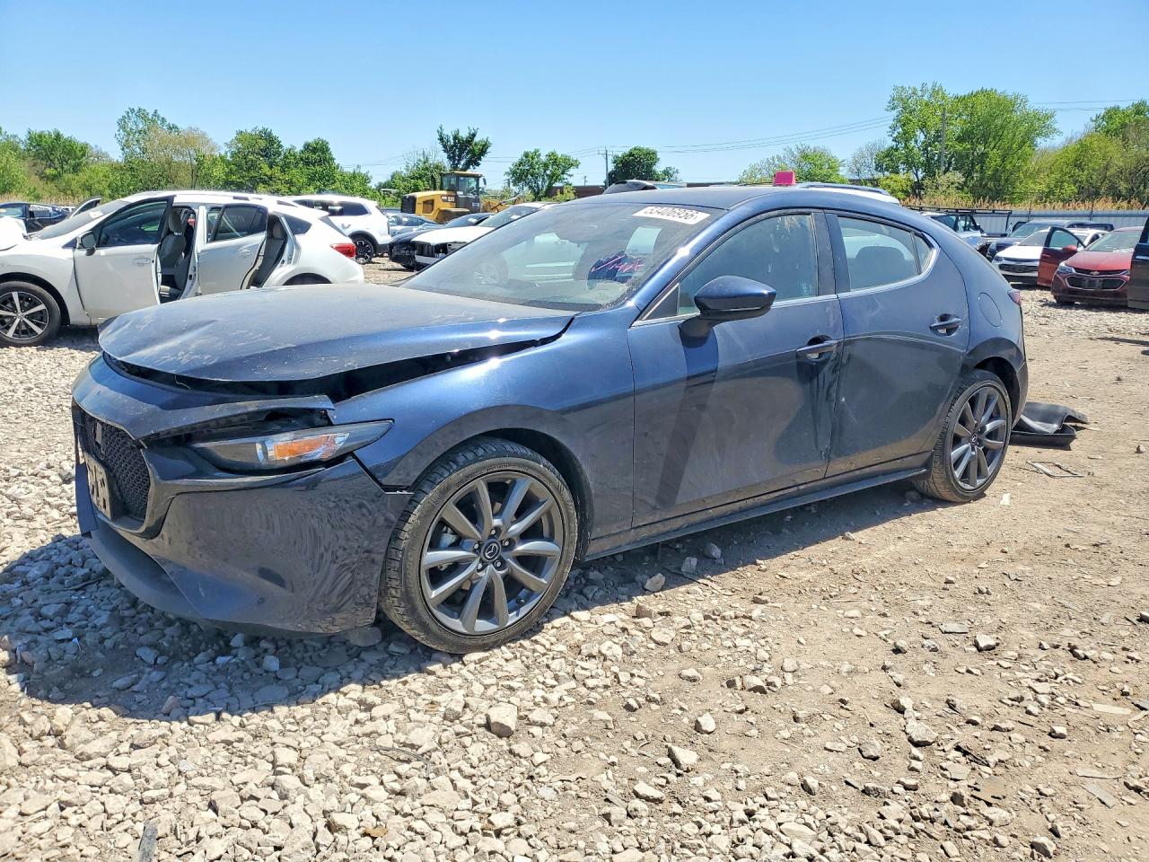 Salvage Mazda 3 Image