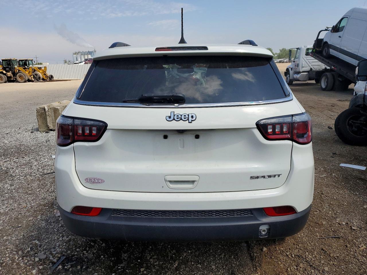 Jeep Compass Sport
