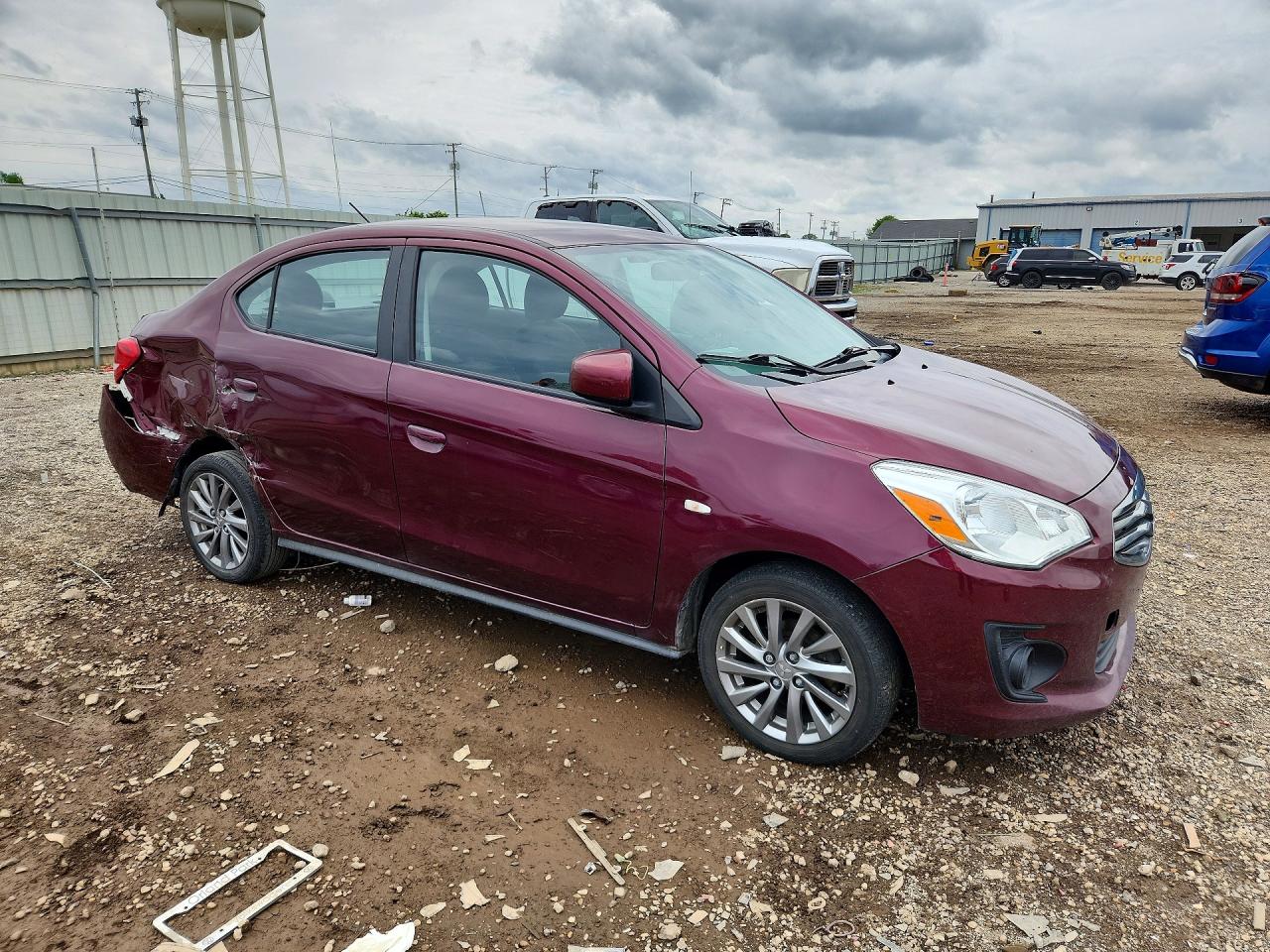 Mitsubishi Mirage G4 Es