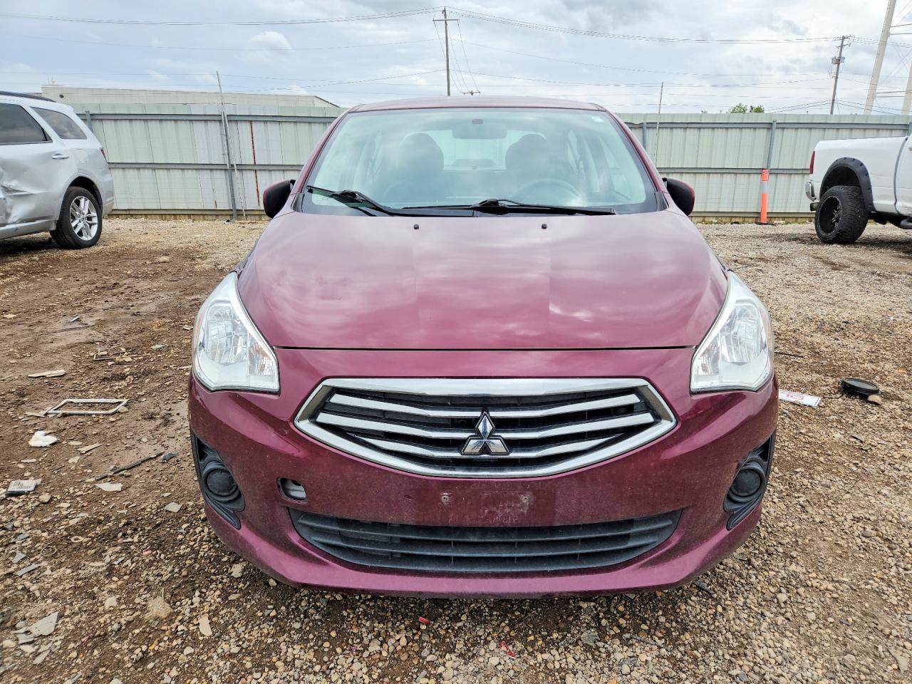 Mitsubishi Mirage G4 Es