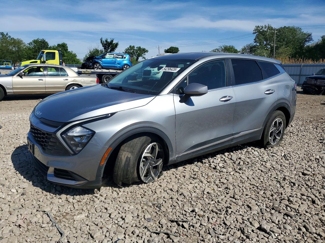Salvage Kia Sportage Image