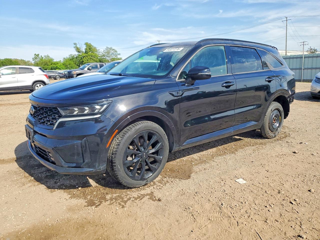 Salvage Kia Sorento Image