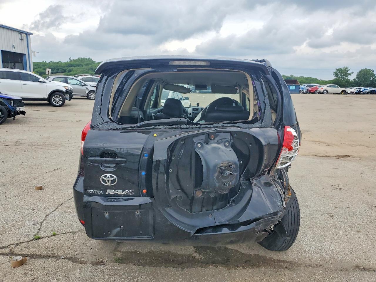 Toyota RAV4 Base