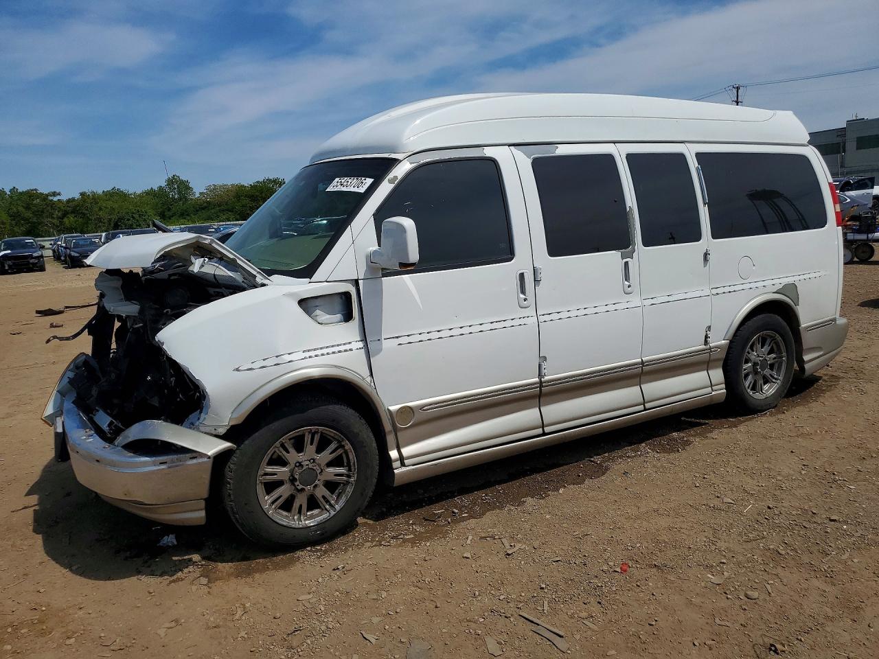 Salvage Chevrolet Express Image