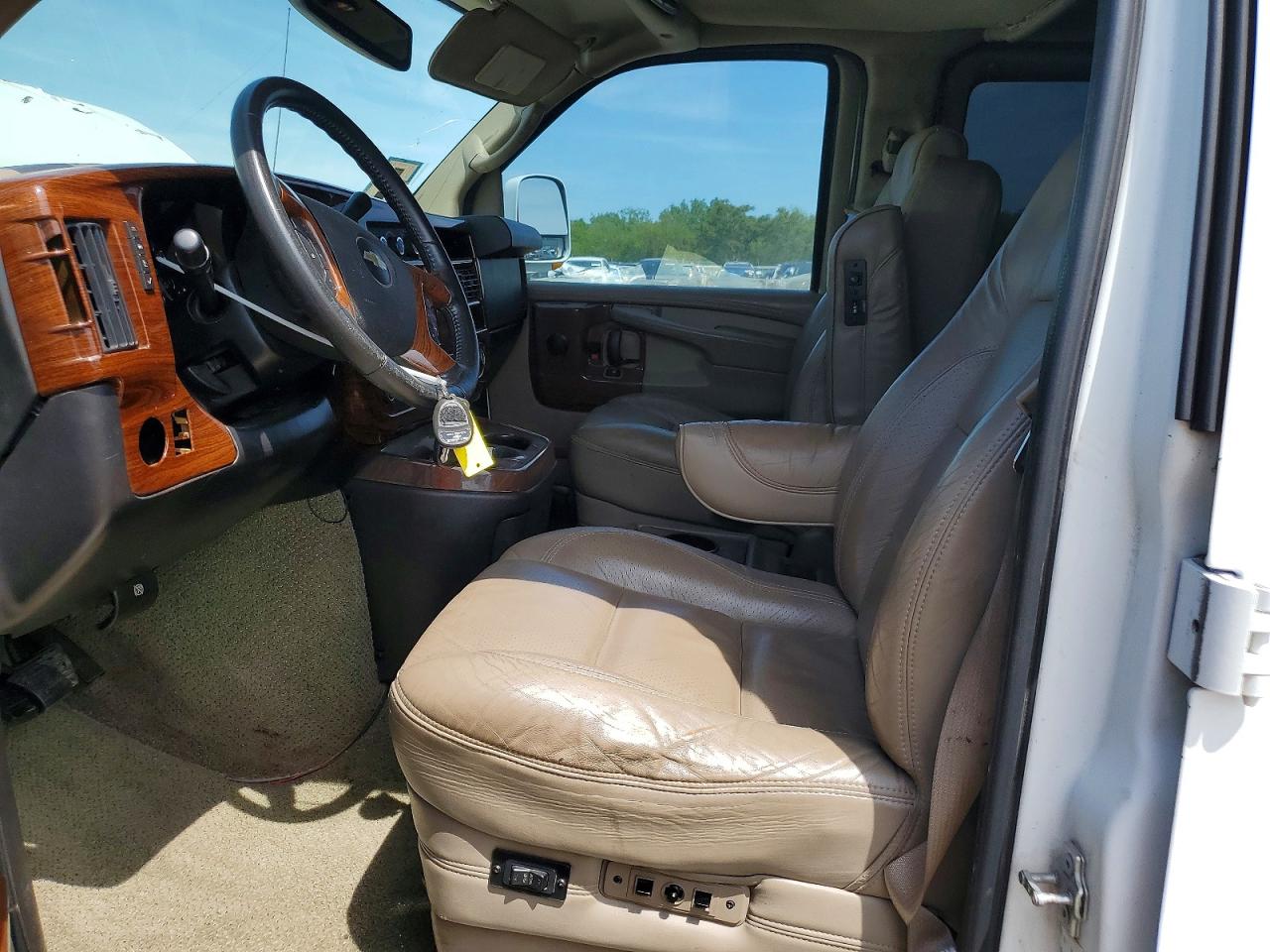 Chevrolet Express 4lt