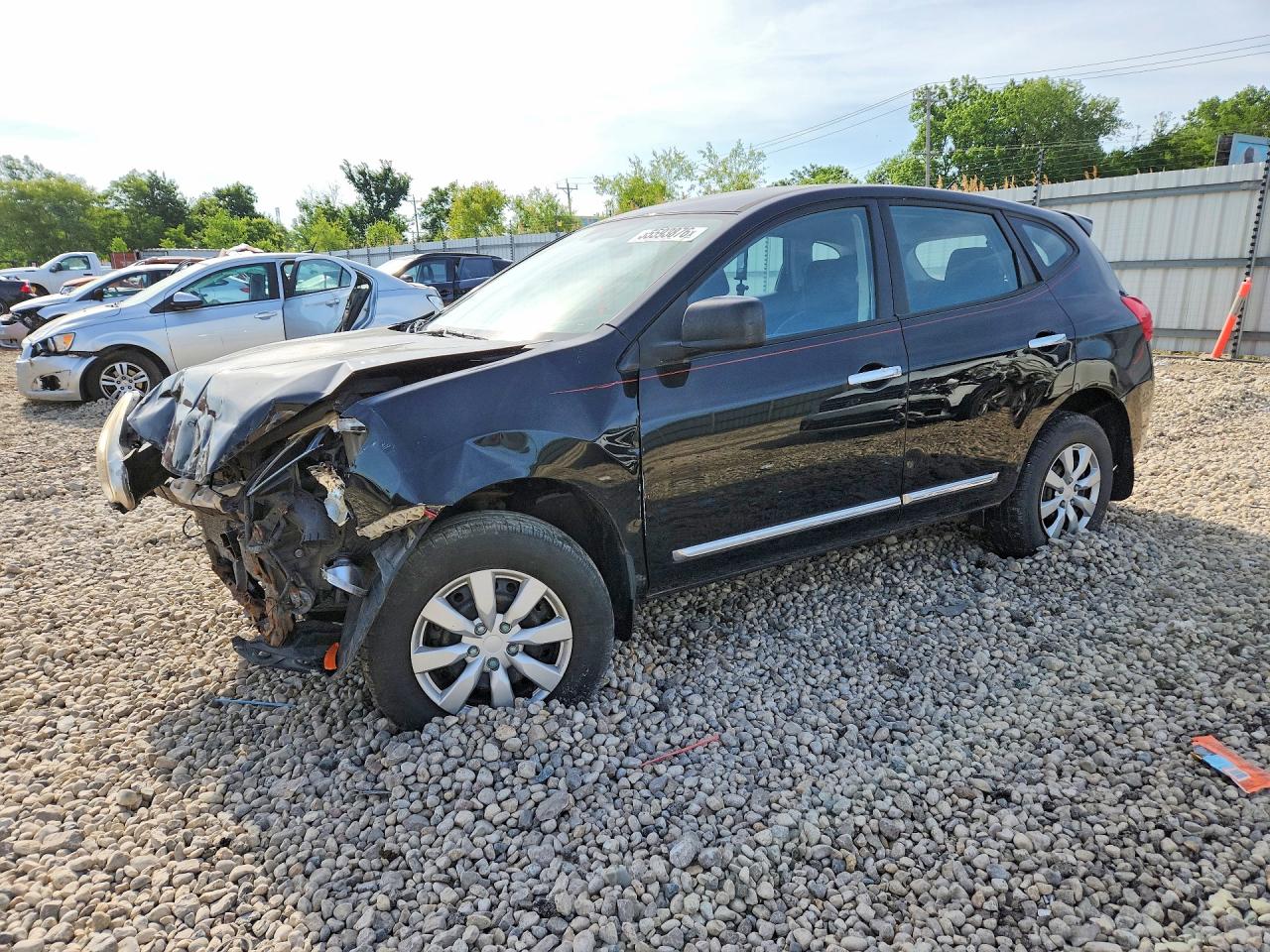 Salvage Nissan Rogue Image