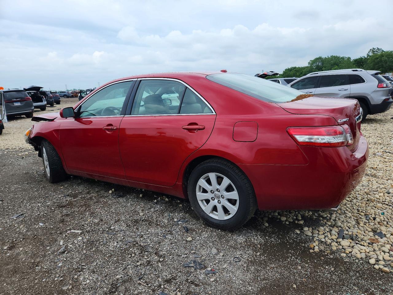Toyota Camry Xle V6