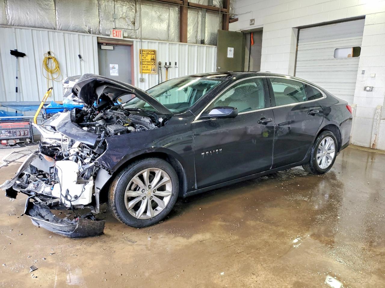 Salvage Chevrolet Malibu Image