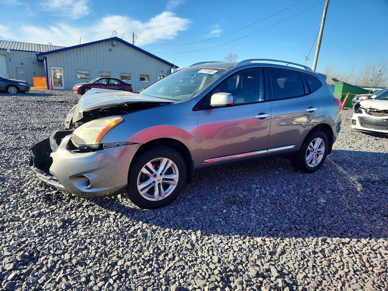 Salvage Nissan Rogue Image