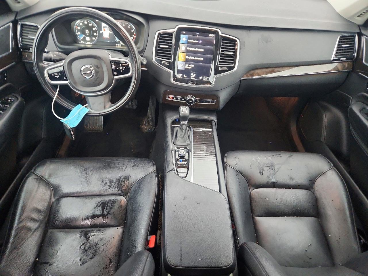Volvo XC90 T6