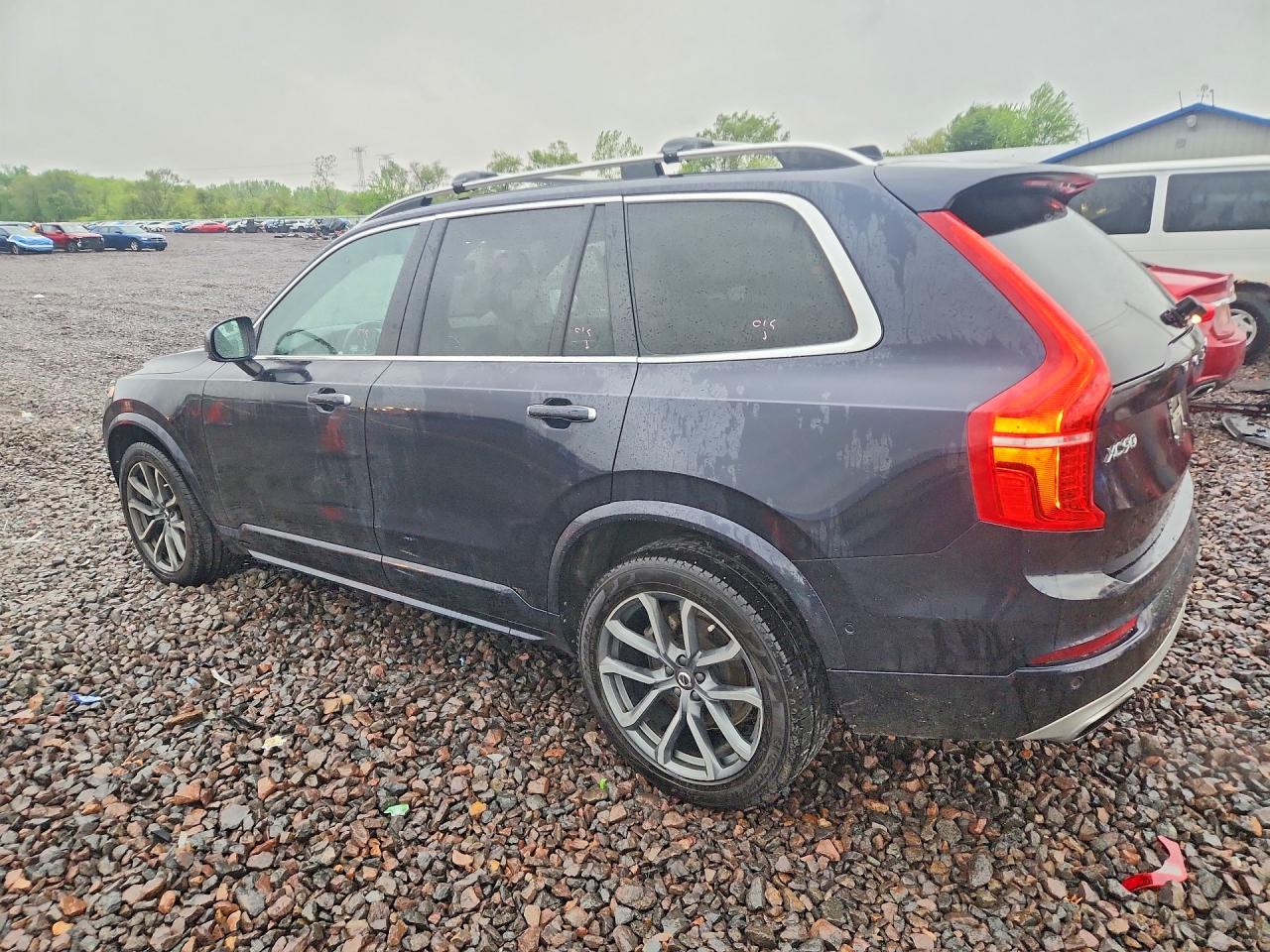 Volvo XC90 T6