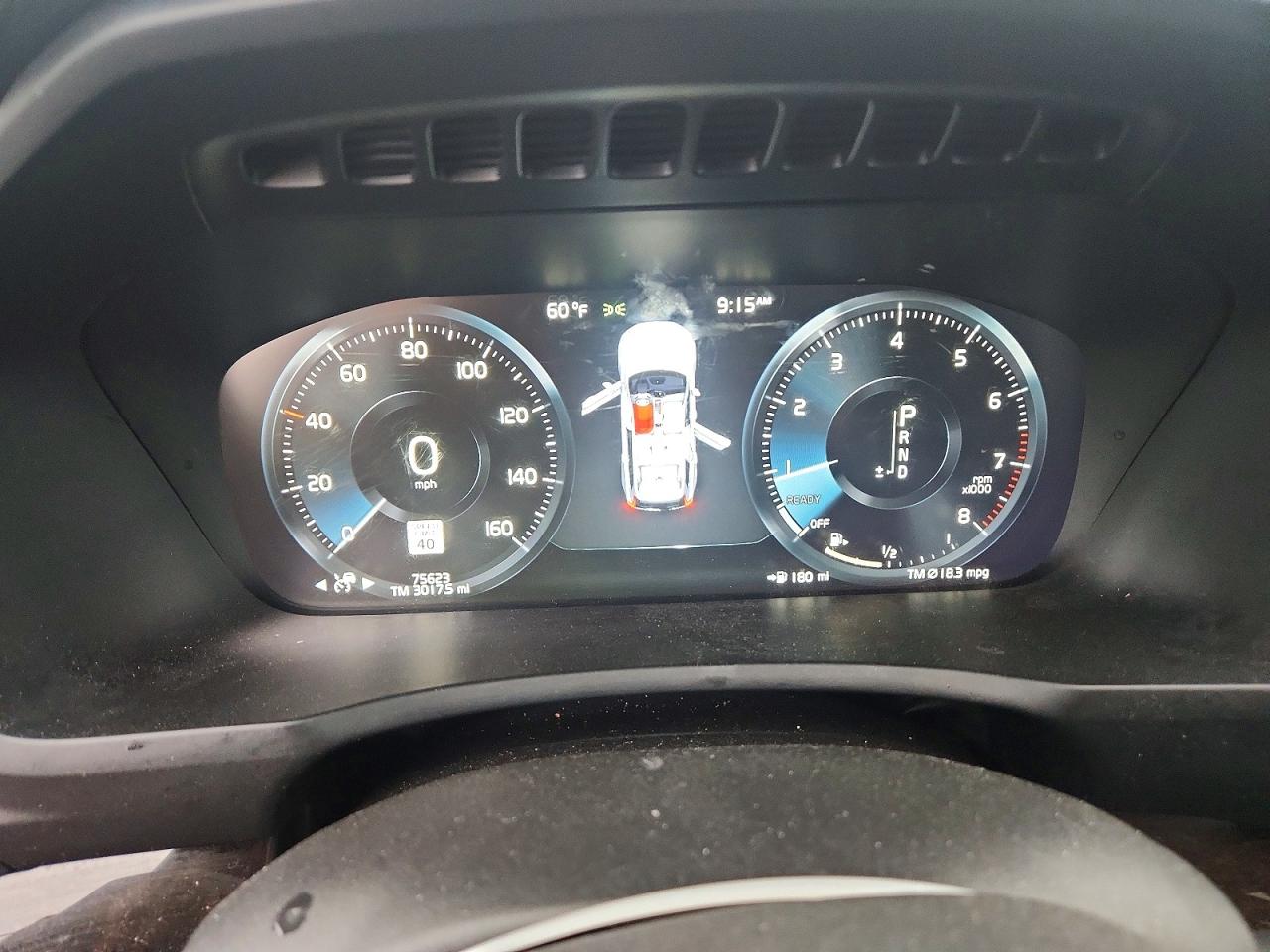 Volvo XC90 T6