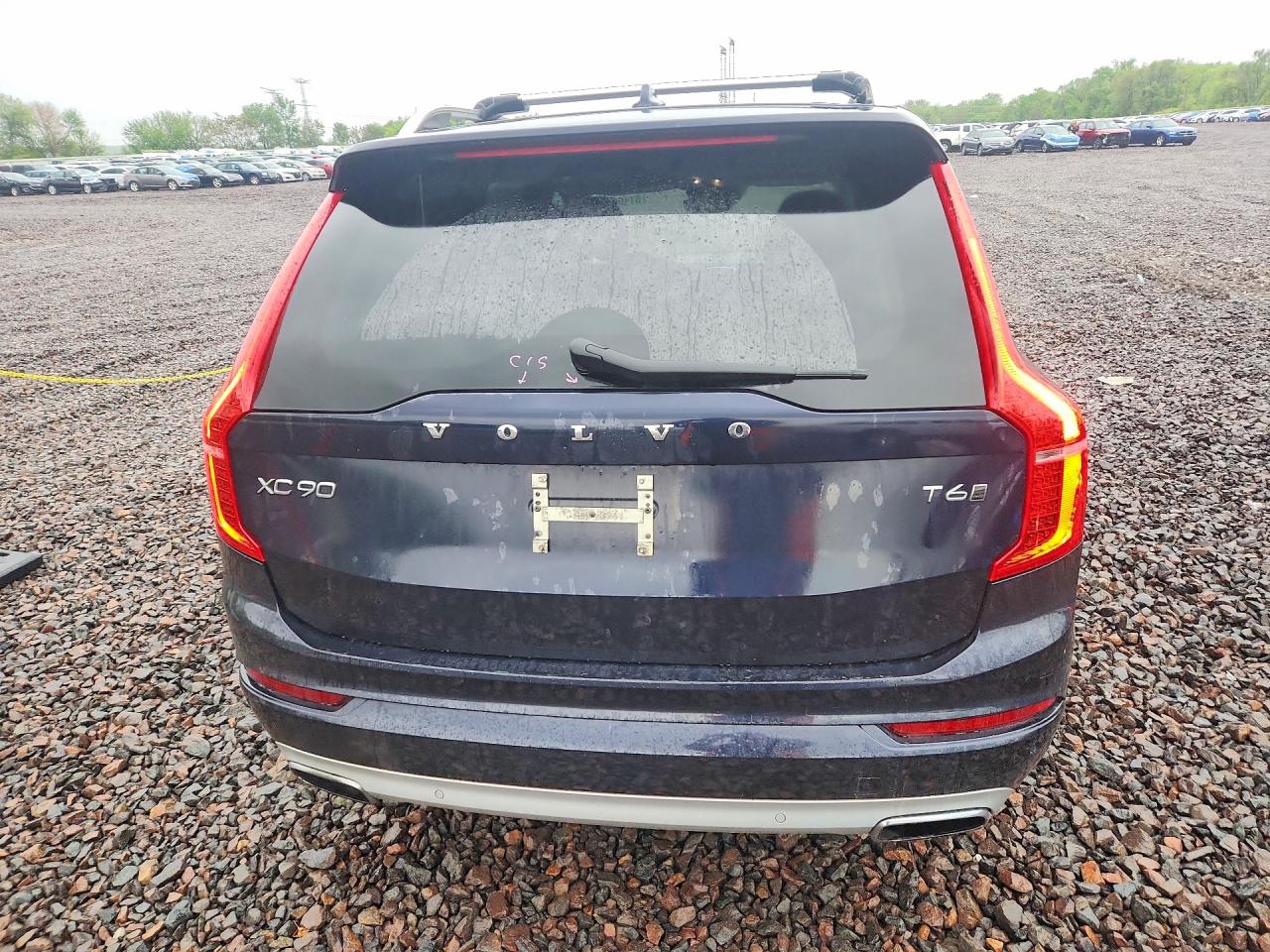 Volvo XC90 T6