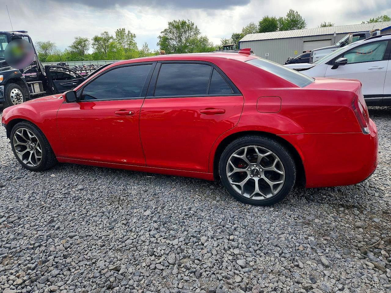 Chrysler 300 S