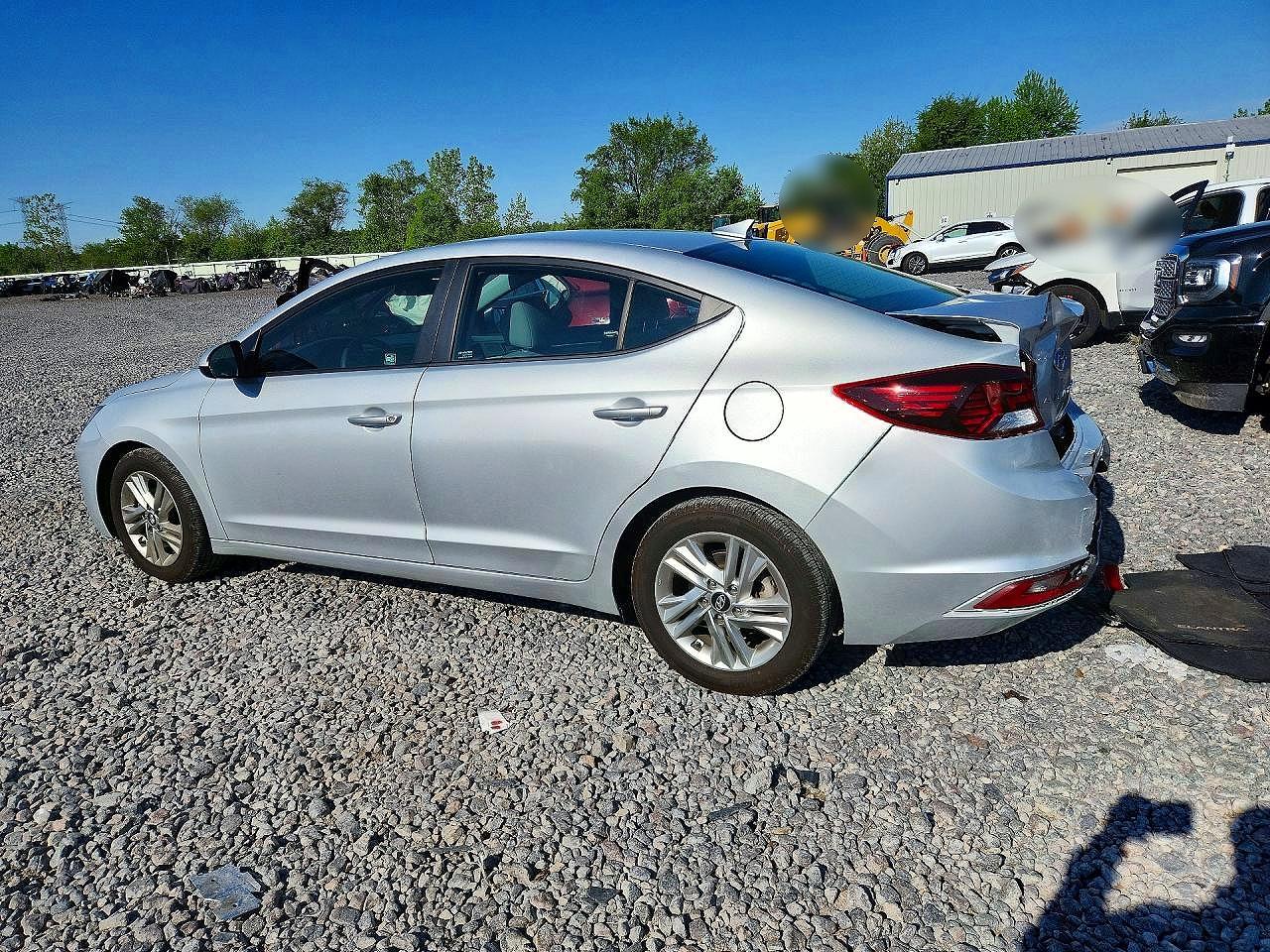 Hyundai ELANTRA Sel