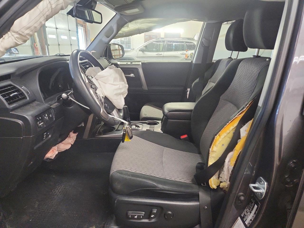 Toyota 4Runner Sr5