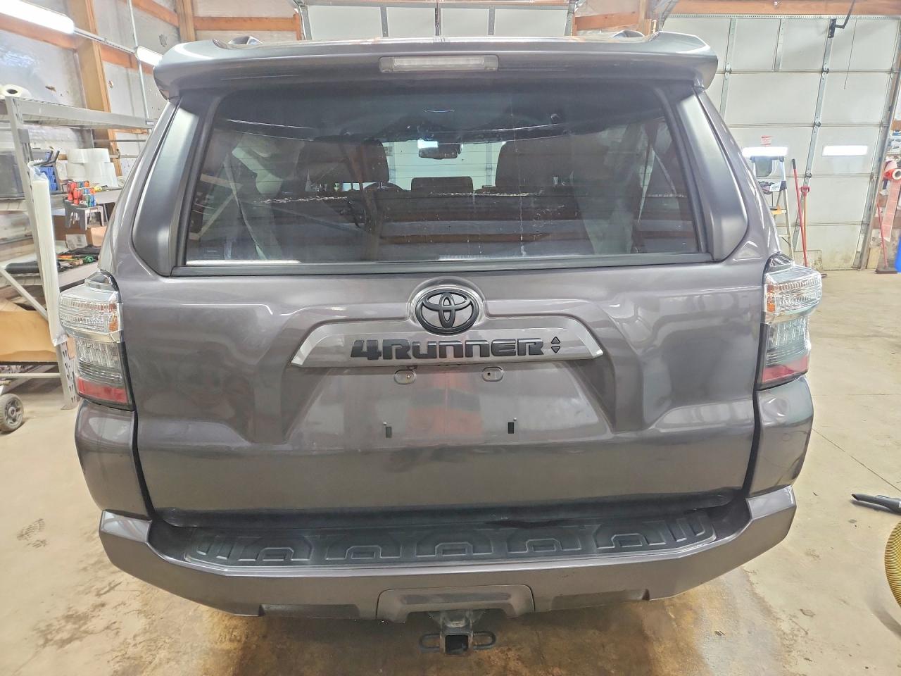 Toyota 4Runner Sr5