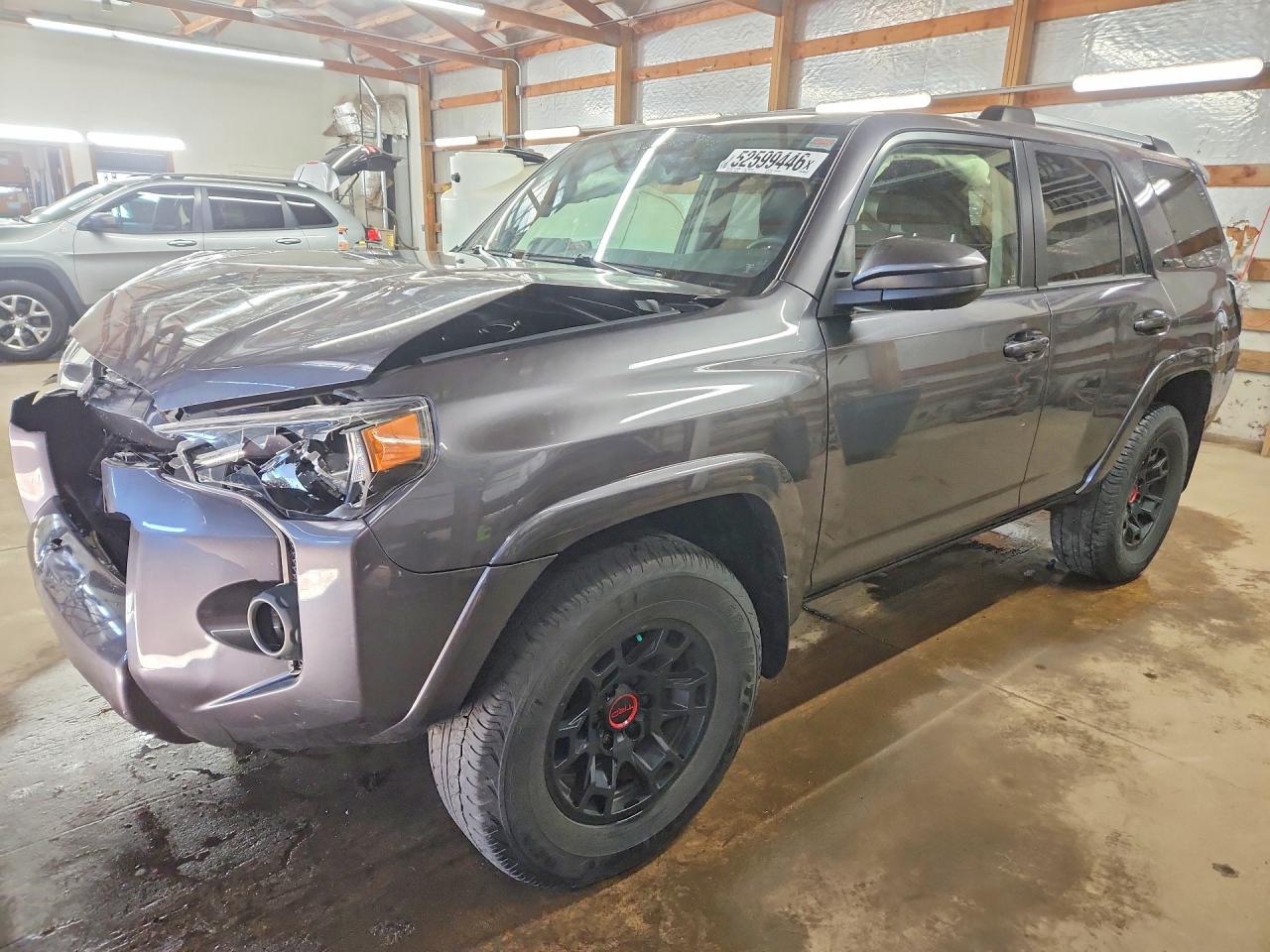 Salvage Toyota 4Runner Image