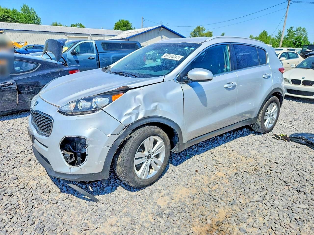 Salvage Kia Sportage Image