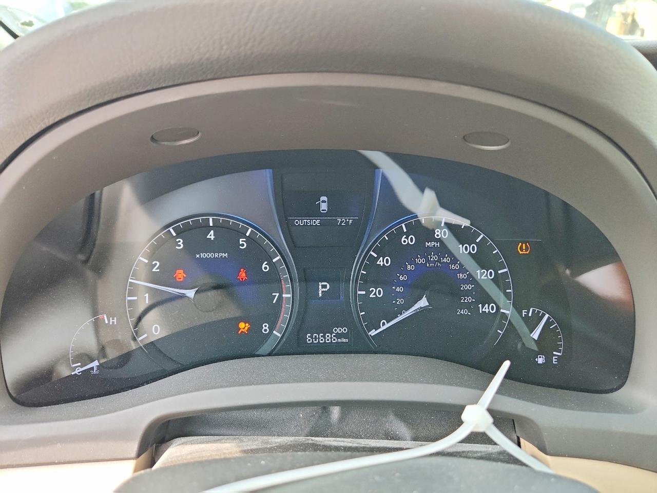 Lexus RX Base