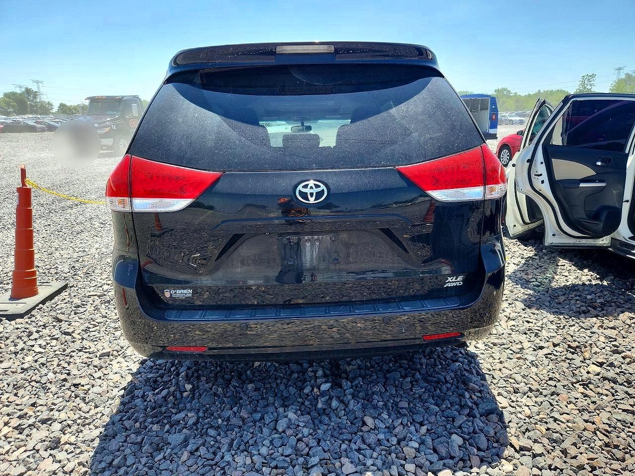 Toyota Sienna Xle 7-passenger