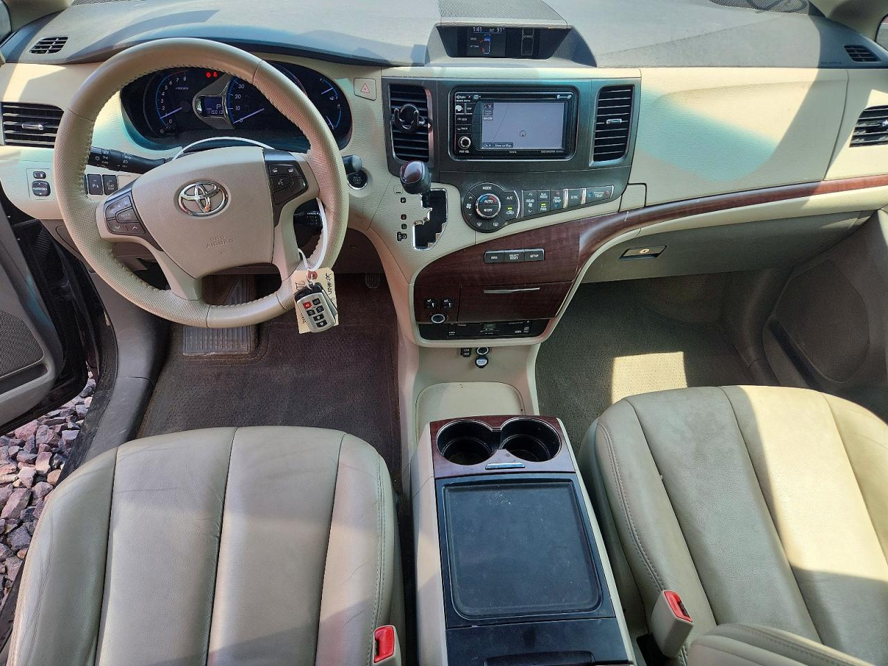 Toyota Sienna Xle 7-passenger