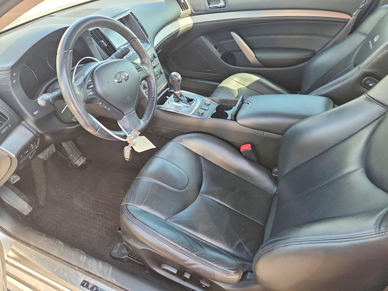 INFINITI G37 X