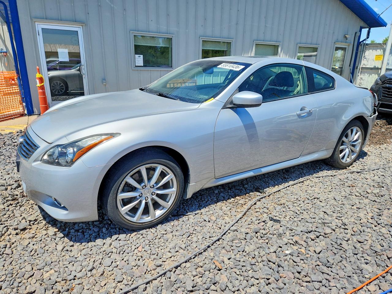 Salvage INFINITI G37 Image