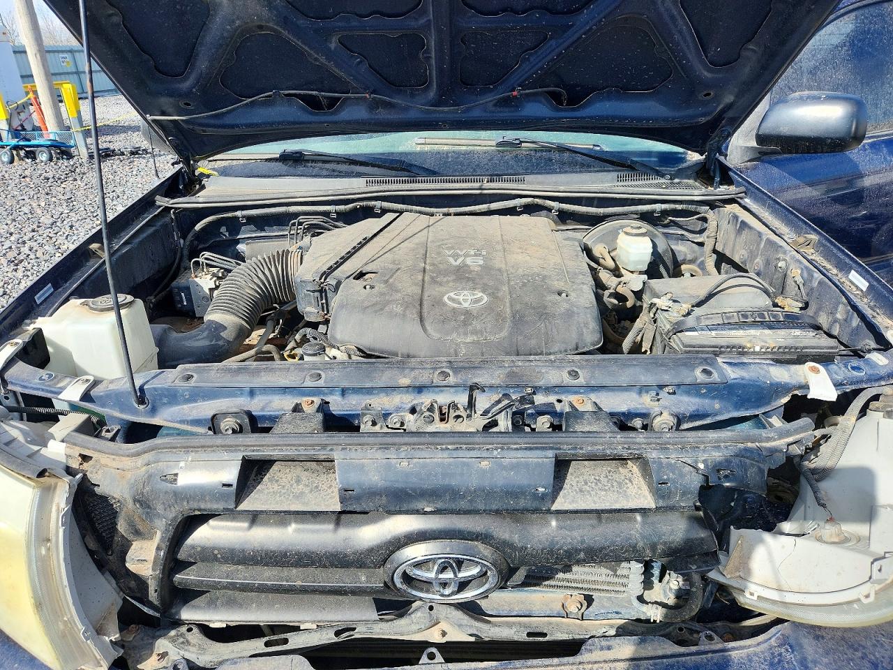 Toyota Tacoma V6