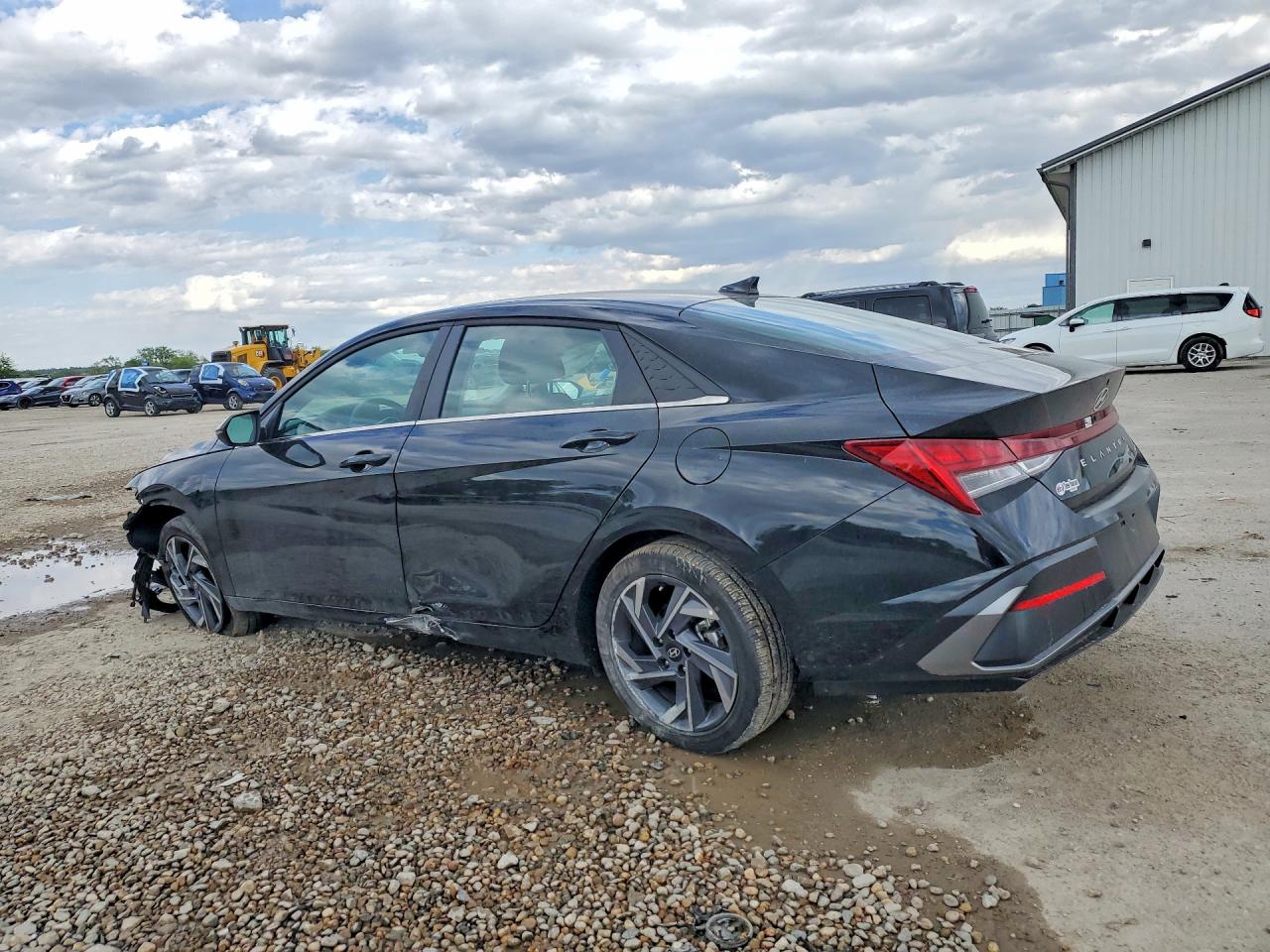 Hyundai ELANTRA Limited