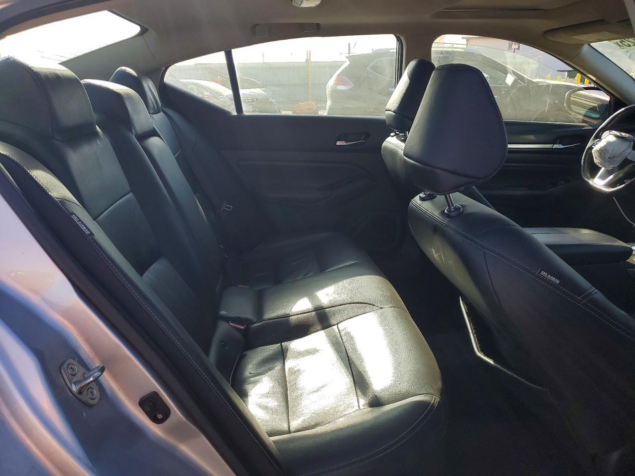 Nissan Altima Platinum