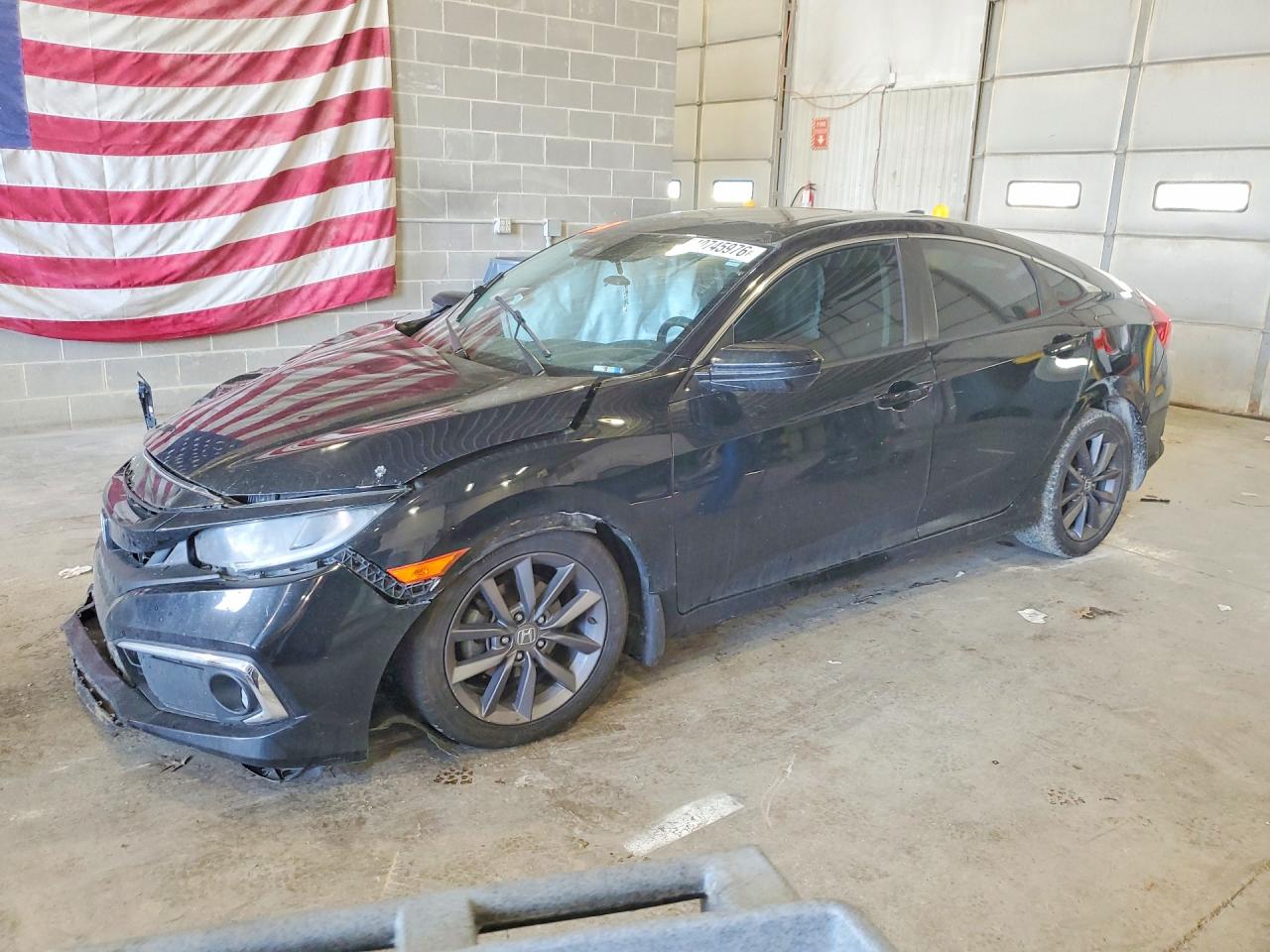 Salvage Honda Civic Image