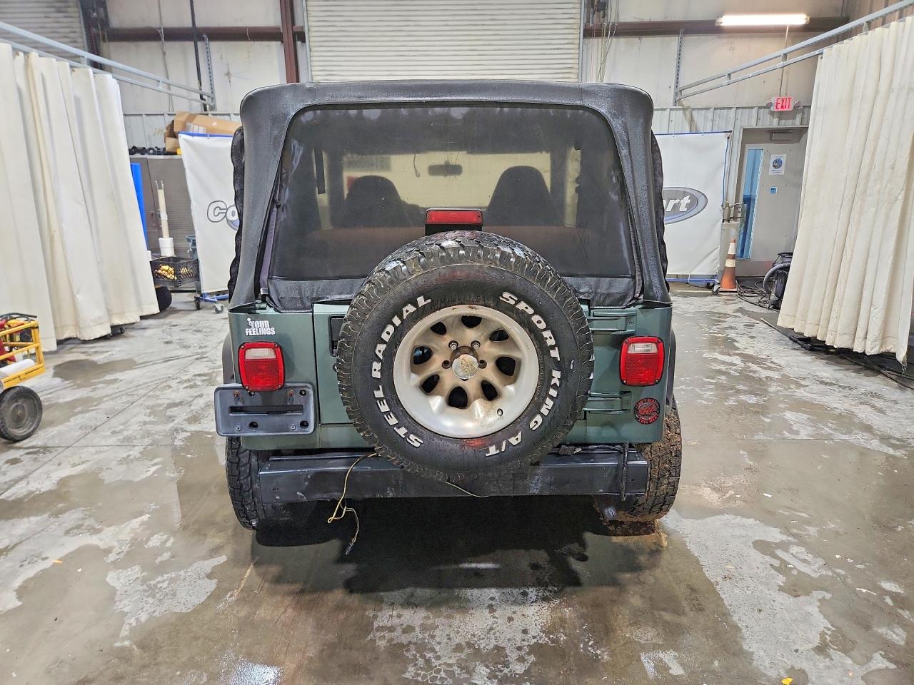 Jeep Wrangler Sport