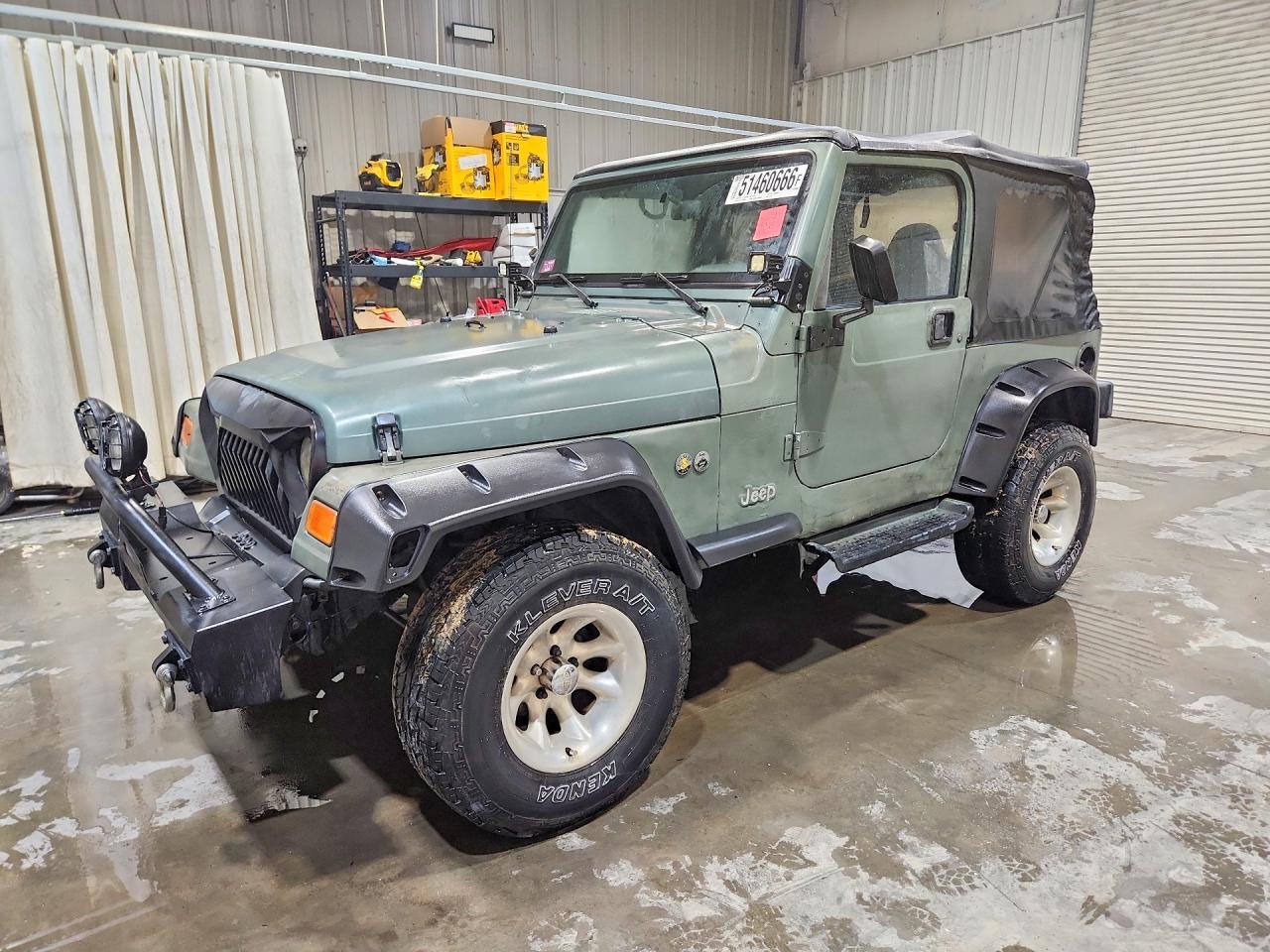 Salvage Jeep Wrangler Image