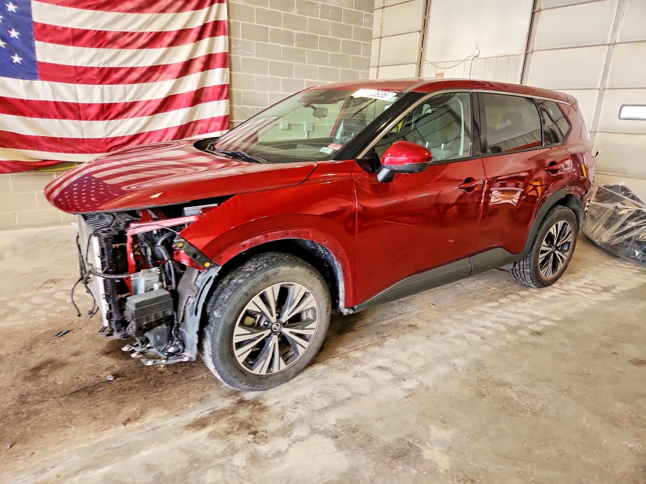 Salvage Nissan Rogue Image