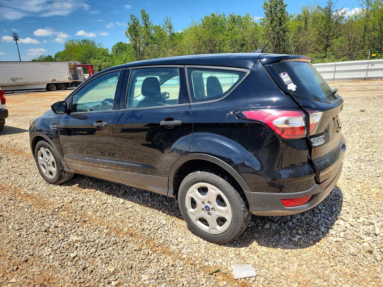 Ford Escape S