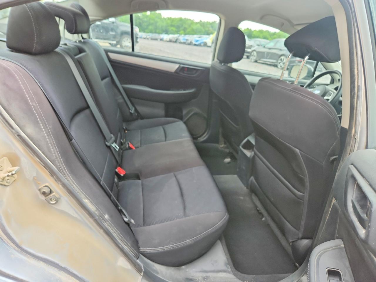 Subaru Legacy 2.5i