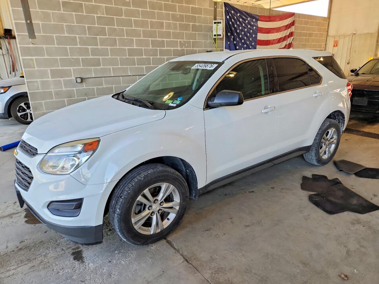 Salvage Chevrolet Equinox Image