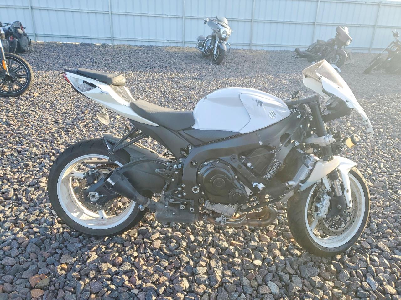 Salvage Suzuki Gsxr600 Image