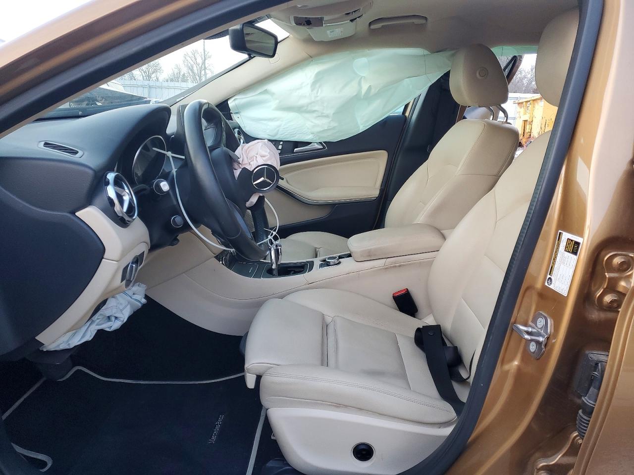 Mercedes-Benz GLA 250