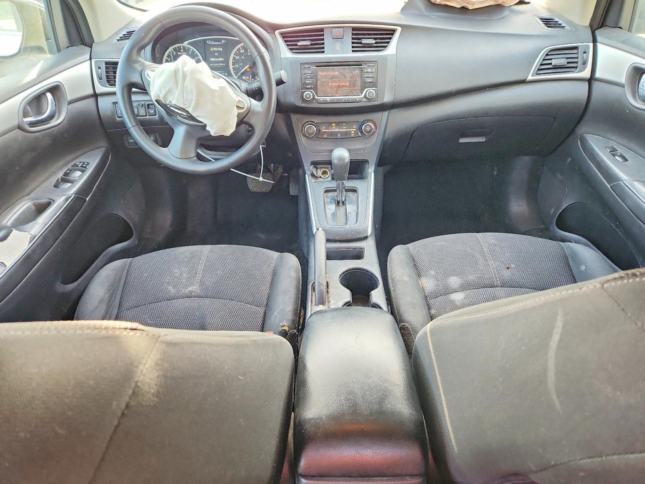 Nissan Sentra S