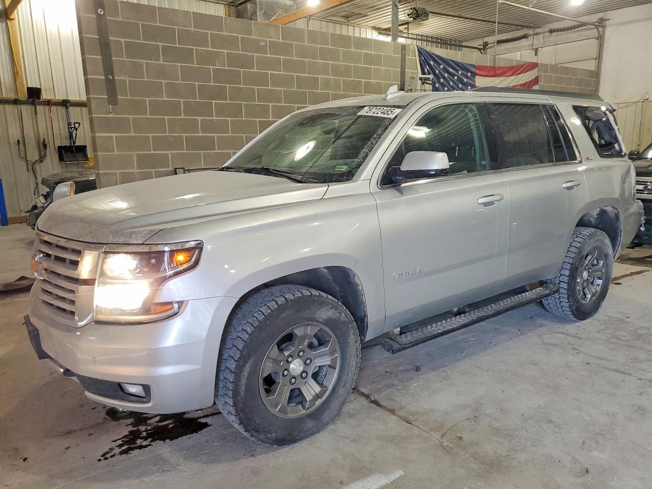 Salvage Chevrolet Tahoe Image