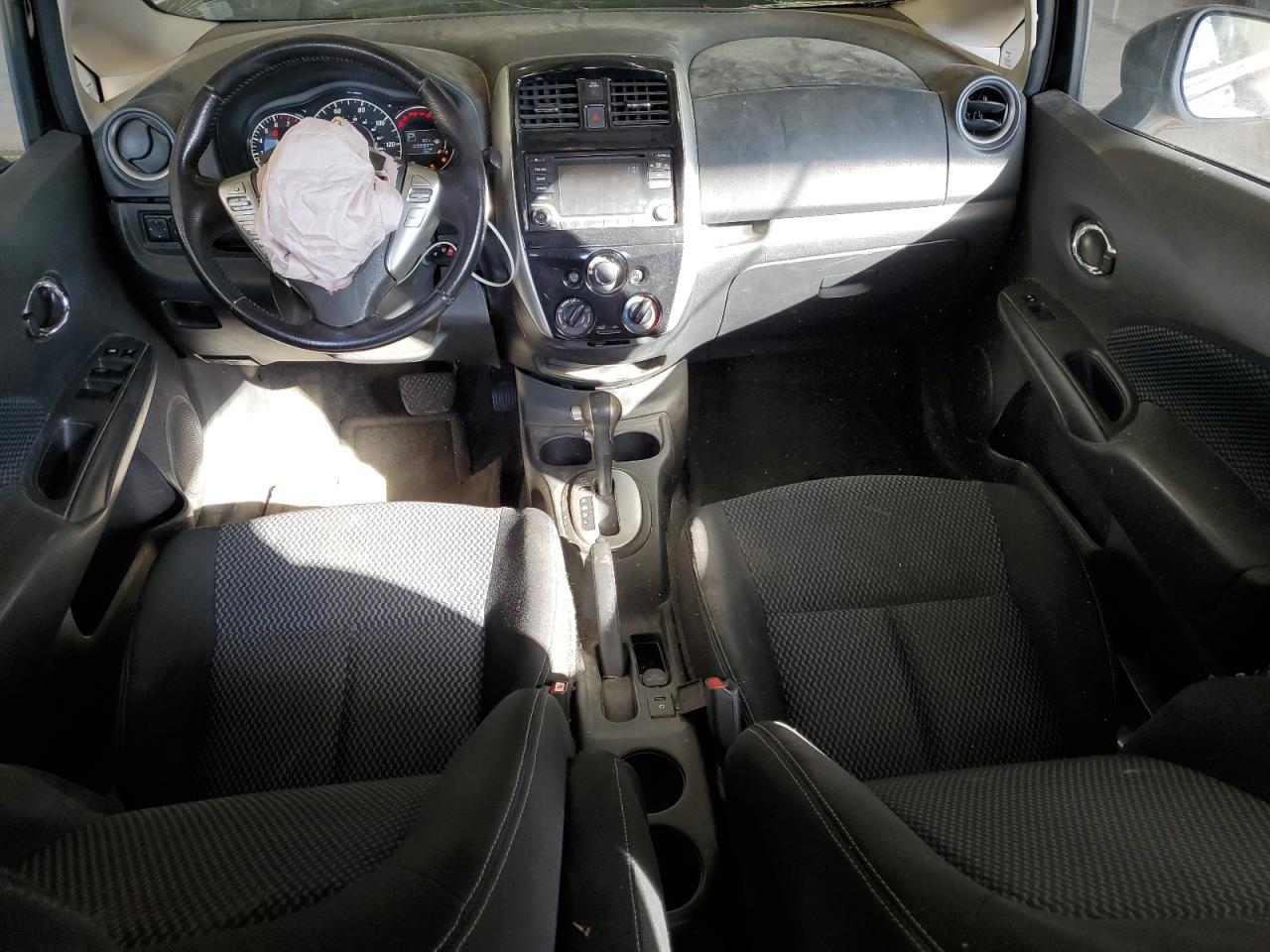 Nissan Versa S
