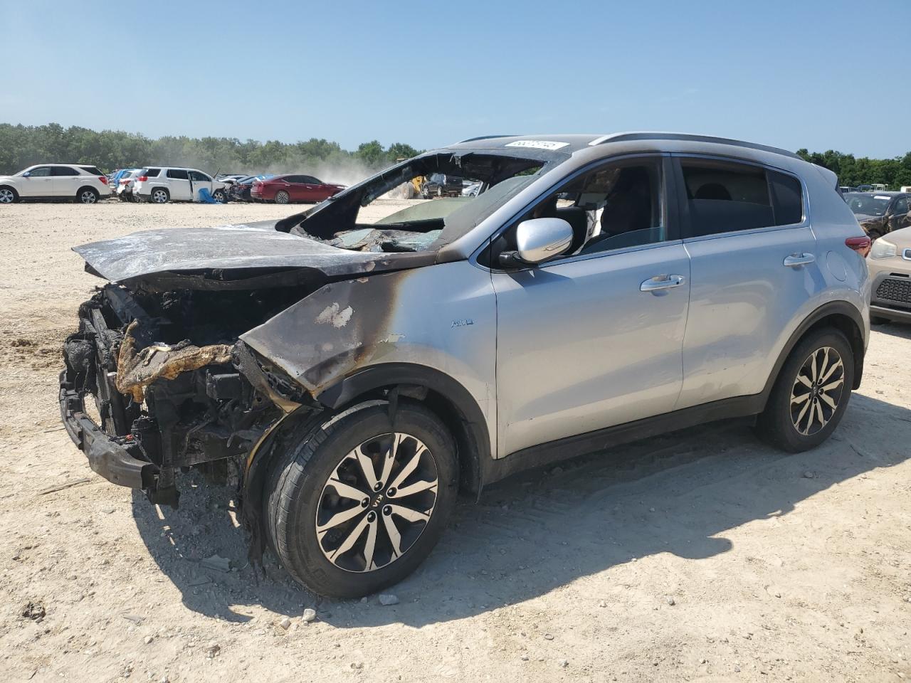 Salvage Kia Sportage Image