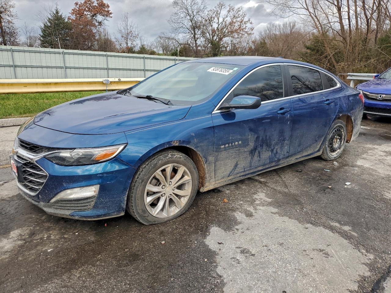 Salvage Chevrolet Malibu Image
