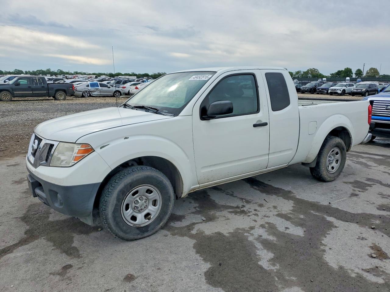 Salvage Nissan Frontier Image