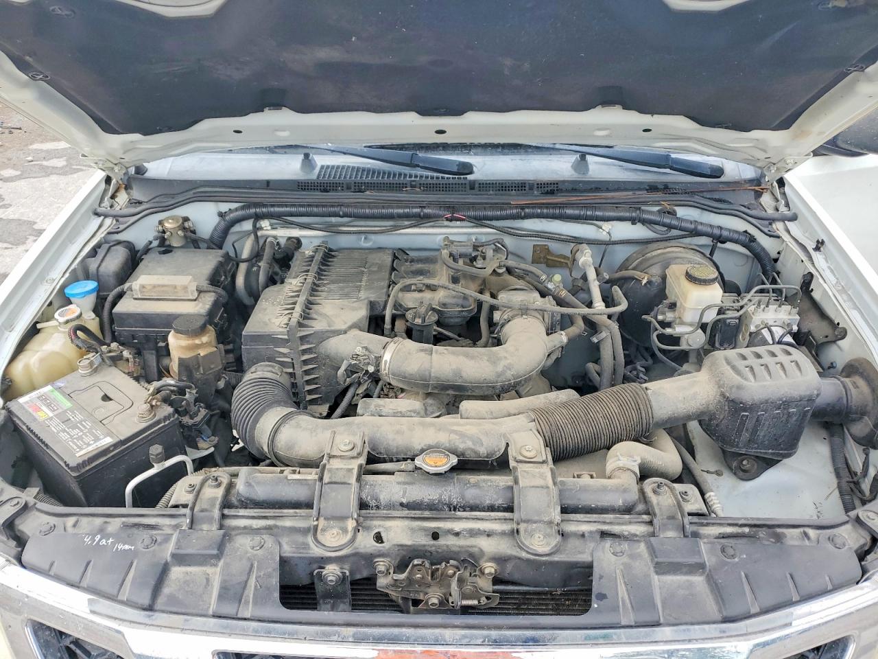 Nissan Frontier S